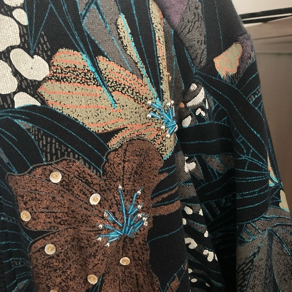 Beta’s Choice Jacket (L) - Picture 7 of 8